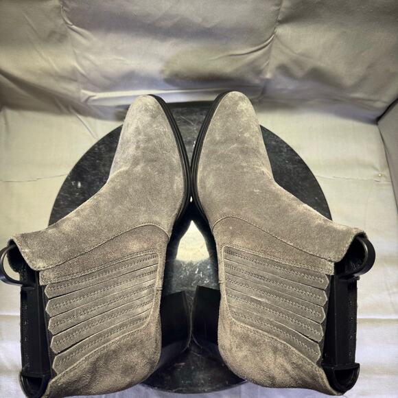 Tod’s Ankle Boots Block Heel Gray Suede Leather Size 37.5 / 7.5 US - Picture 5 of 10